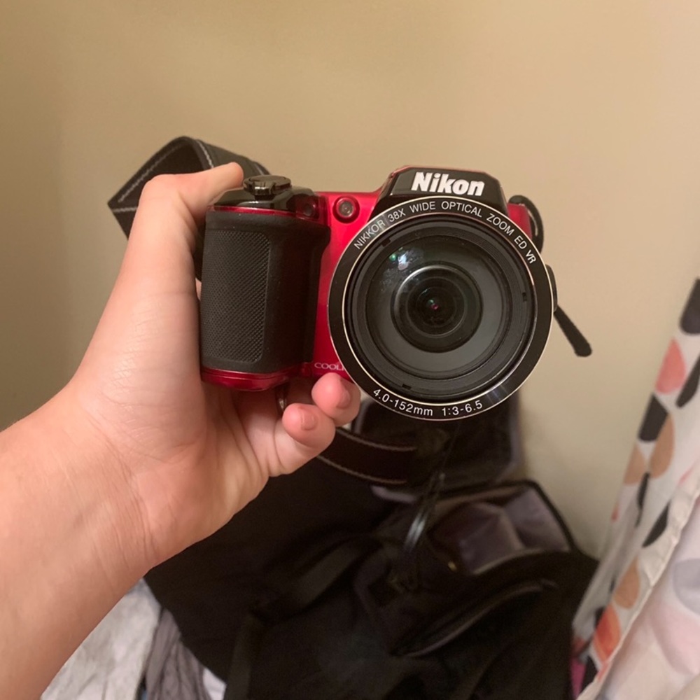 Nikon camera - Picture 2 of 4